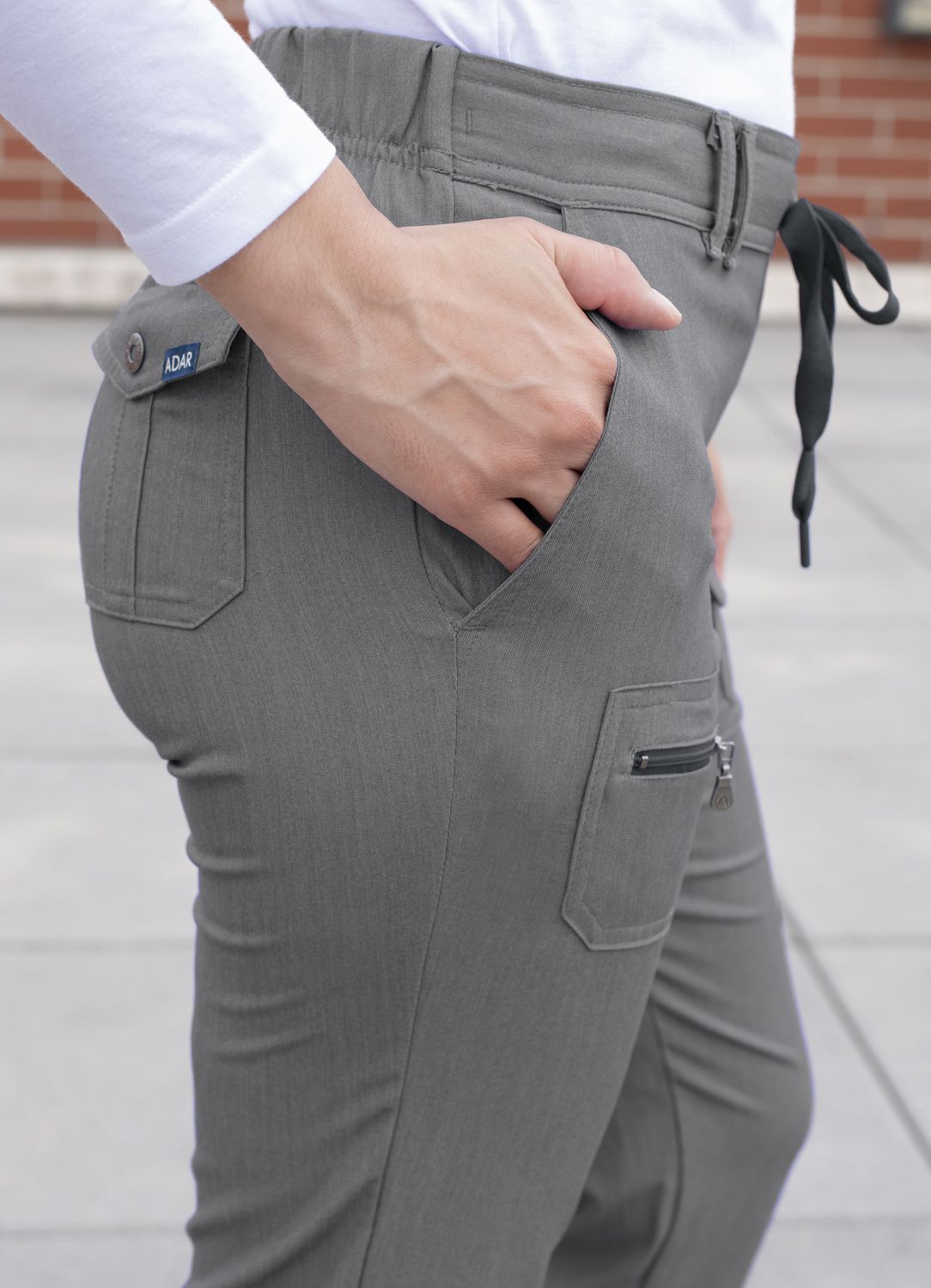 ADAR PRO HEATHER SLIM FIT 6 POCKET PANT